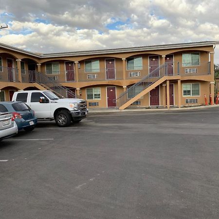 Desert Inn Motel Corona Esterno foto