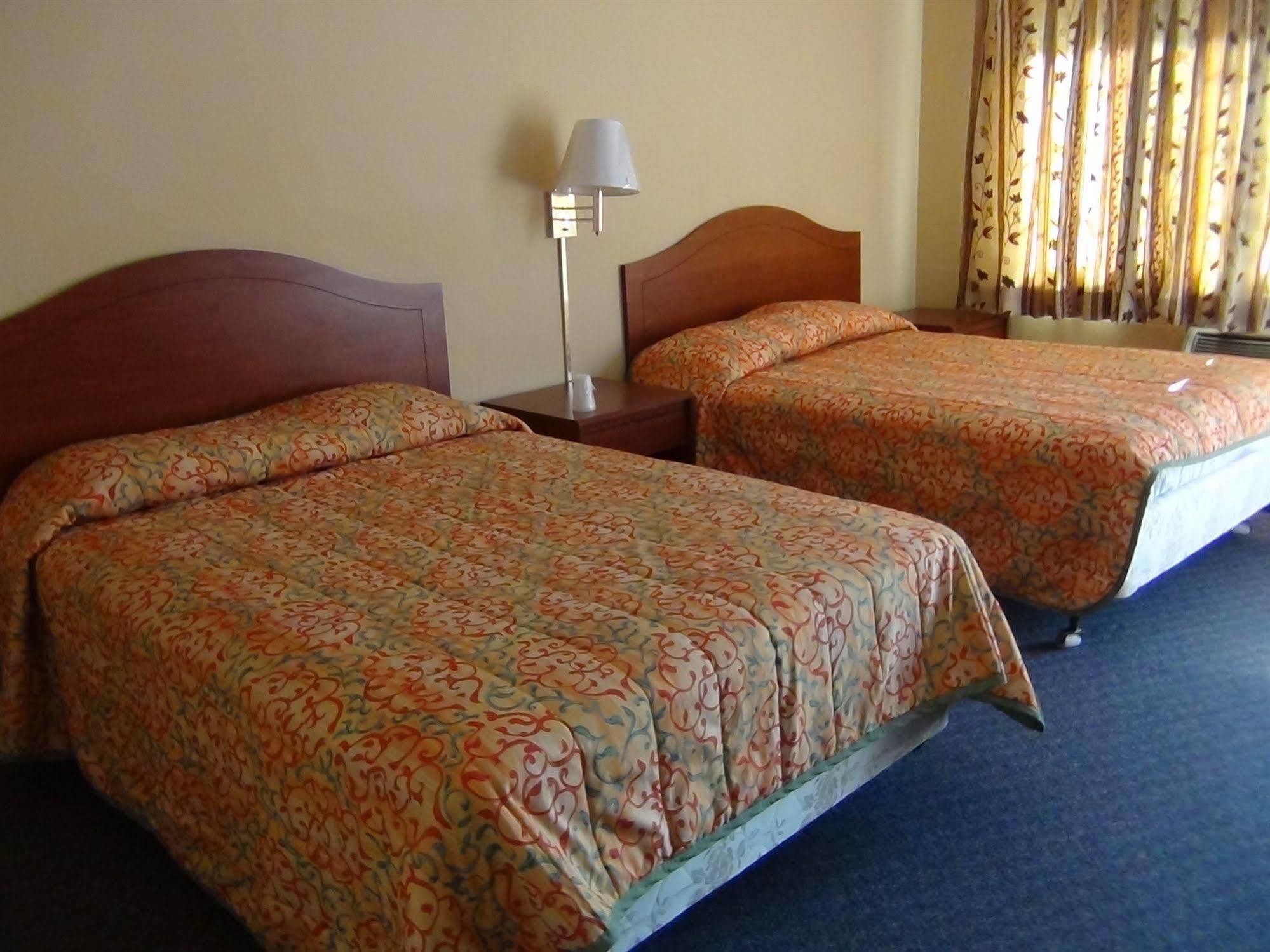 Desert Inn Motel Corona Esterno foto